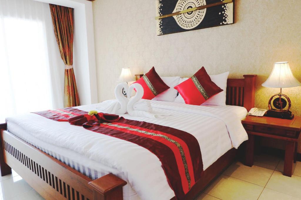 Aiyaree Place Hotel